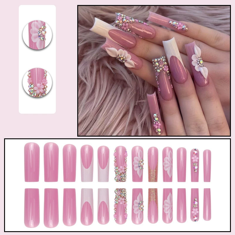 Hand-Painted Wearable Nail Art – Unique and Artistic Designs for Elegant Style and Personal Expression