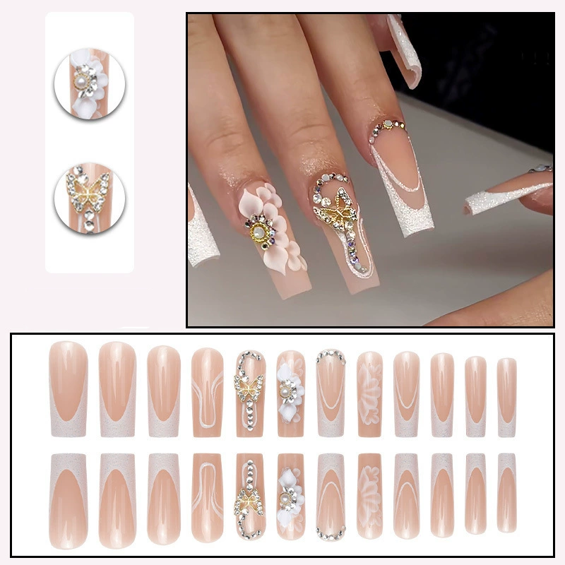 Hand-Painted Wearable Nail Art – Unique and Artistic Designs for Elegant Style and Personal Expression